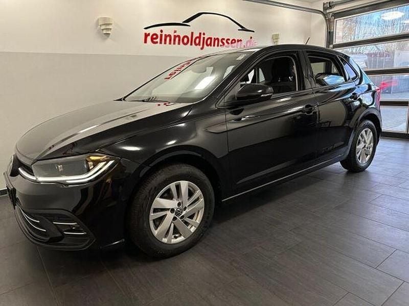 Gebraucht VW Polo Style 110 PS (80 kW) 2024 Schwarz Limousine