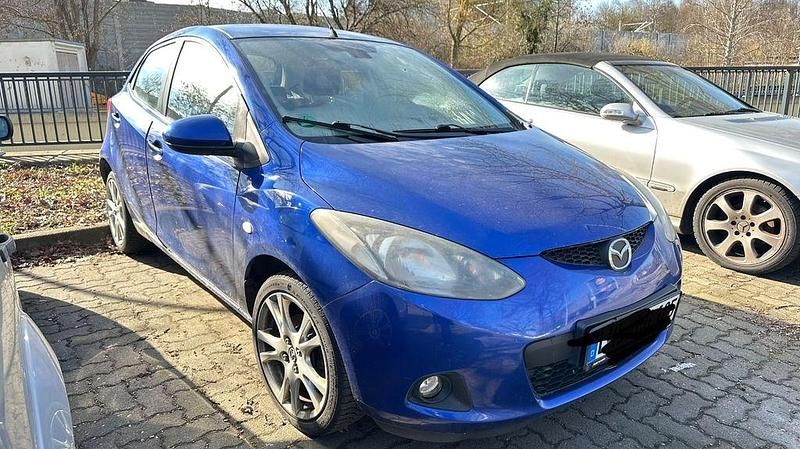 Gebraucht Mazda 2 103 PS (75 kW) 2008 Blau Kleinwagen