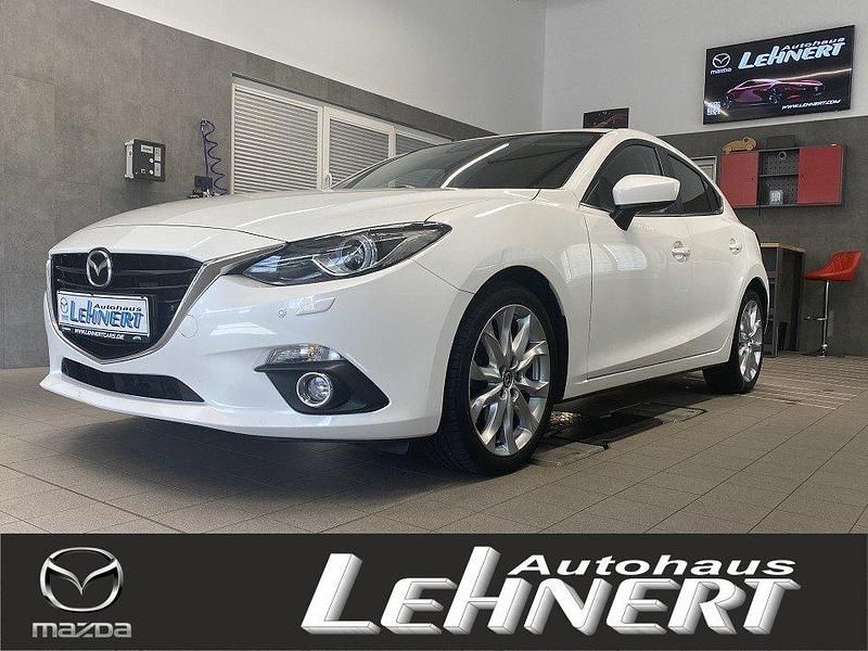 Satinweiß metallic Gebraucht 2014 Mazda 3 Sports-Line Limousine | 12.600 € (Fairer Preis) - Bild 1/4