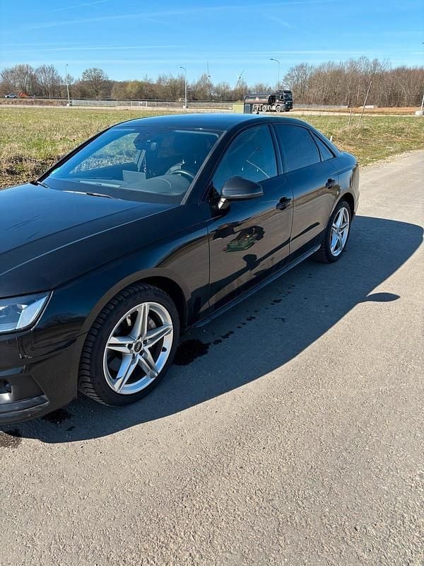 Gebraucht Audi A4 204 PS (150 kW) 2021 Schwarz Limousine