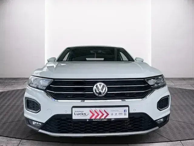 Gebraucht VW T-Roc Sportline 190 PS (139 kW) 2019 Pure white (metallic) SUV