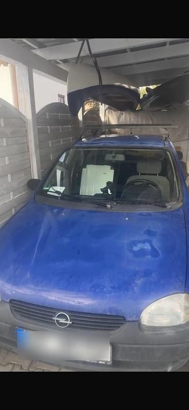 Blau Gebraucht 1997 Opel Corsa Kleinwagen | 1.050 € (Fairer Preis) - Bild 1/2