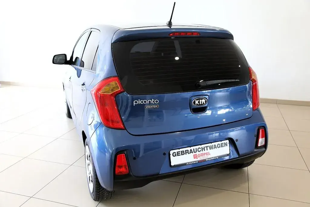 Gebraucht Kia Picanto 67 PS (49 kW) 2016 Blau Kleinwagen