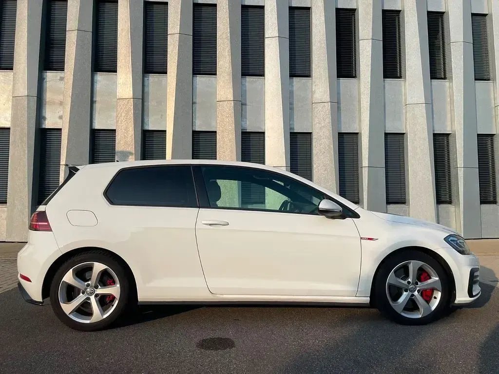 Gebraucht VW Golf VII GTI 245 PS (180 kW) 2018 Weiß Limousine