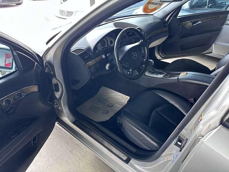 Gebraucht Mercedes E320 224 PS (164 kW) 2003 Brillantsilber  metalliclack Kombi