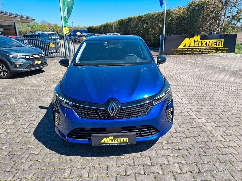 Neu Renault Clio V Evolution 91 PS (66 kW) 2025 Blau Limousine