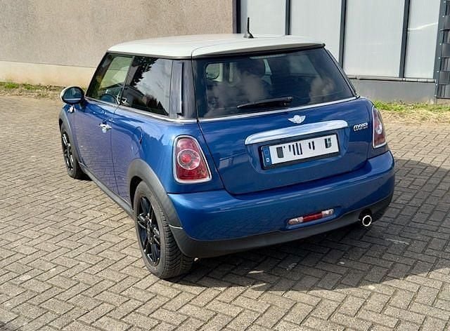 Gebraucht Mini Cooper 122 PS (89 kW) 2013 Blau Kleinwagen