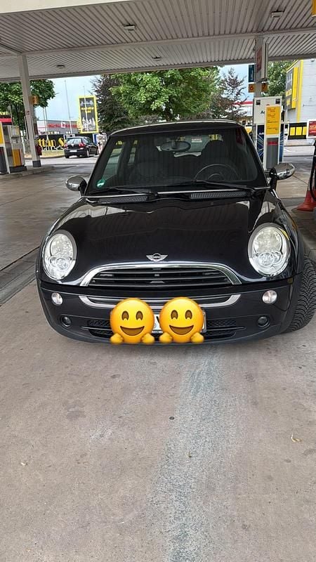 Schwarz Gebraucht 2007 Mini Cooper Seven Kleinwagen | 2.780 € - Bild 1/4