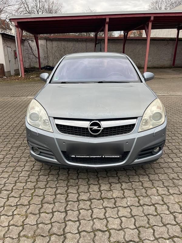 Silber Gebraucht 2006 Opel Vectra Limousine | 480 € (Superpreis) - Bild 1/4
