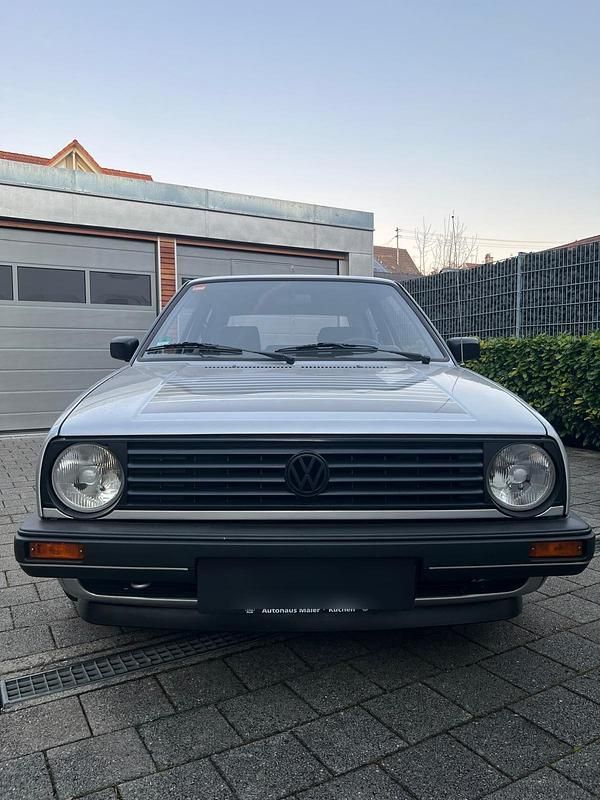 Gebraucht VW Golf II 90 PS (66 kW) 1989 Silber Kleinwagen