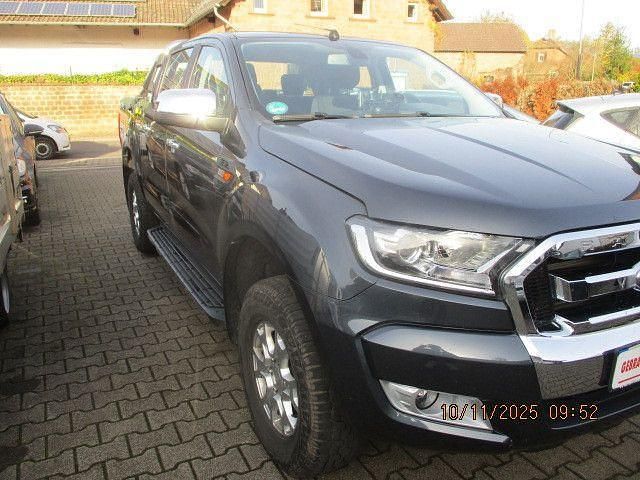 Używany Ford Ranger XLT 160 KM (117 kW) 2018 Szary Pickup