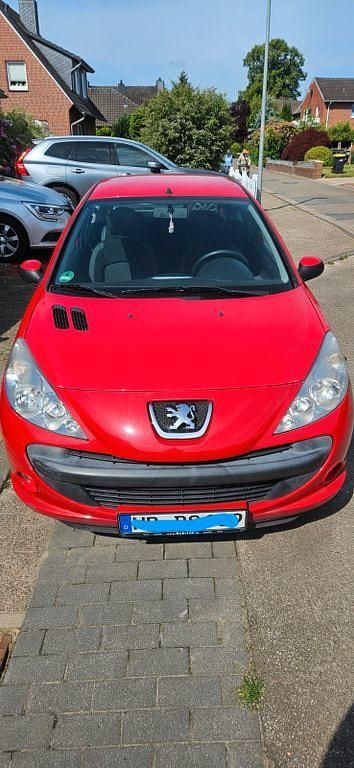 Rot Gebraucht 2011 Peugeot 206 Limousine | 2.400 € (Fairer Preis) - Bild 1/4