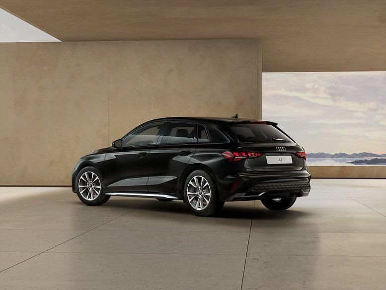 Neu Audi A3 S-Line 150 PS (110 kW) 2025 Mythosschwarz metallic Limousine