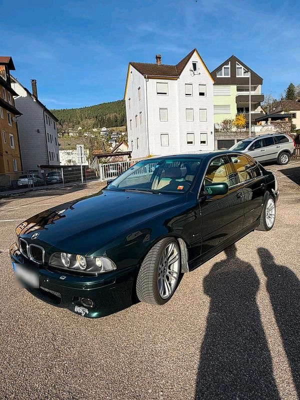 Second-hand BMW 525 197 CP (144 kW) 2002 Verde Berlinǎ