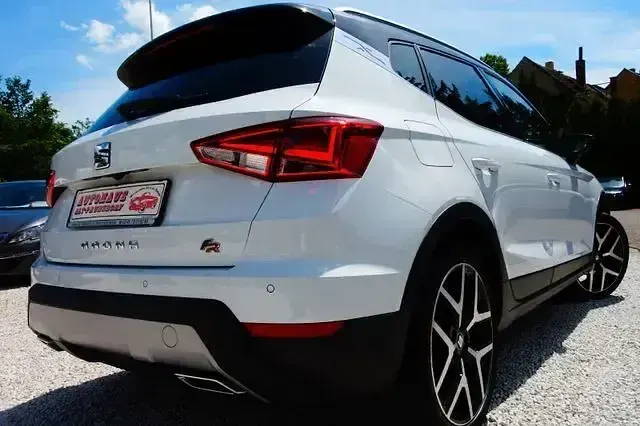 Gebraucht Seat Arona FR 150 PS (110 kW) 2020 Nevada white SUV