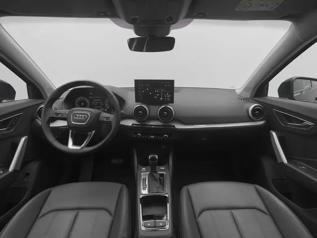 Gebraucht Audi Q2 Advanced Plus 190 PS (139 kW) 2025 Navarrablau metallic SUV