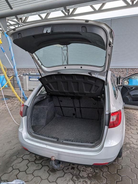 Gebraucht Seat Ibiza 69 PS (50 kW) 2012 Silber Limousine