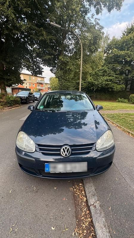 Blau Gebraucht 2004 VW Golf V Kleinwagen | 1.150 € (Guter Preis) - Bild 1/4