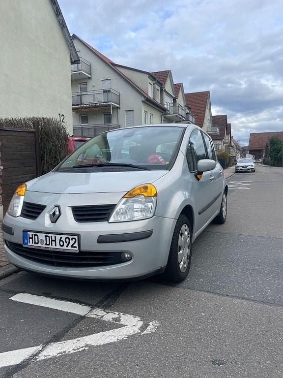 Gebraucht Renault Modus Dynamique 75 PS (55 kW) 2005 Silber Van / Kleinbus