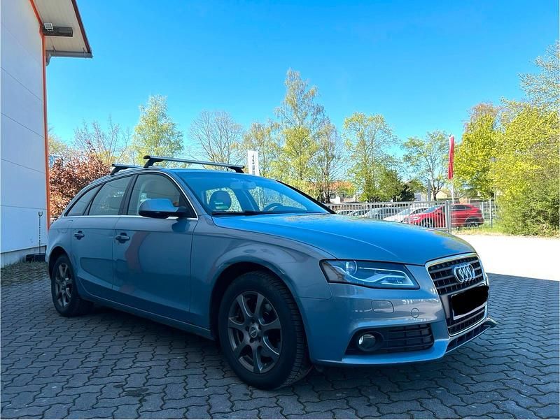 Gebraucht Audi A4 140 PS (102 kW) 2010 Grau Kombi