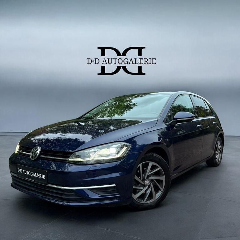 Blau Gebraucht 2017 VW Golf VII Sound Limousine | 14.900 € (Fairer Preis) - Bild 1/4