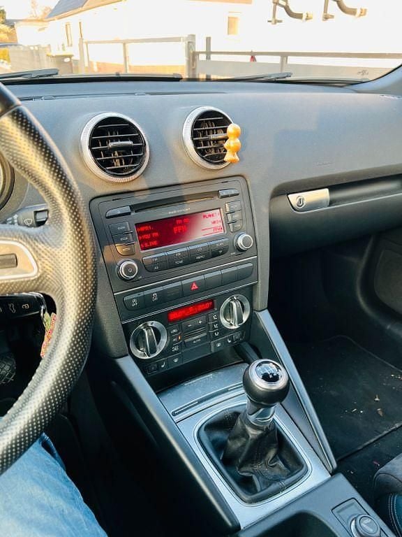 Gebraucht Audi A3 Cabriolet Ambition 105 PS (77 kW) 2011 Grau Cabrio