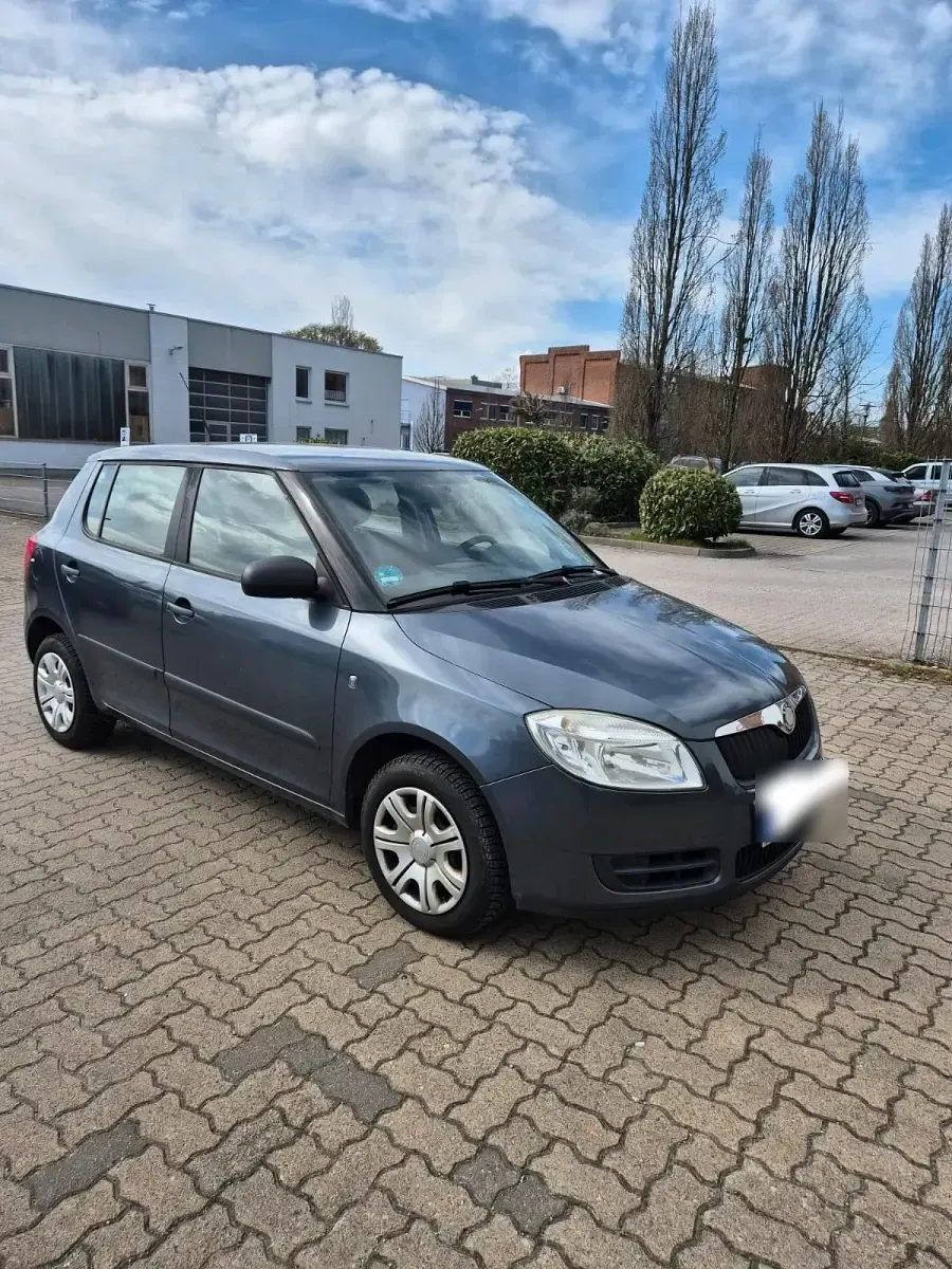 Gebraucht Skoda Fabia 69 PS (50 kW) 2009 Grau Kleinwagen