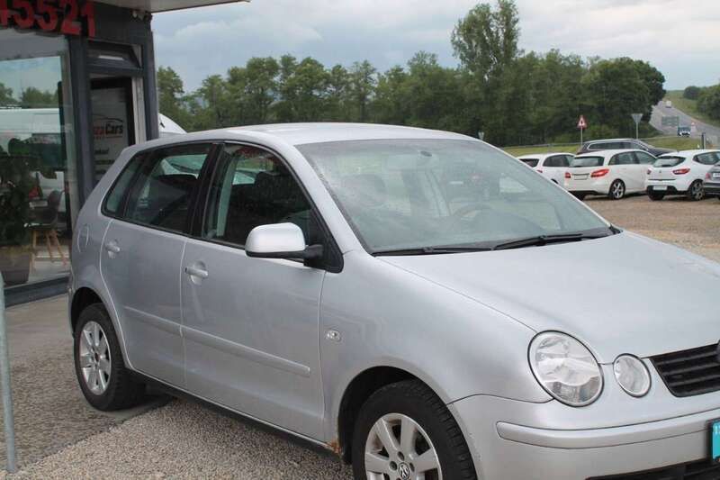Gebraucht VW Polo Cricket 75 PS (55 kW) 2004 Silber Kleinwagen
