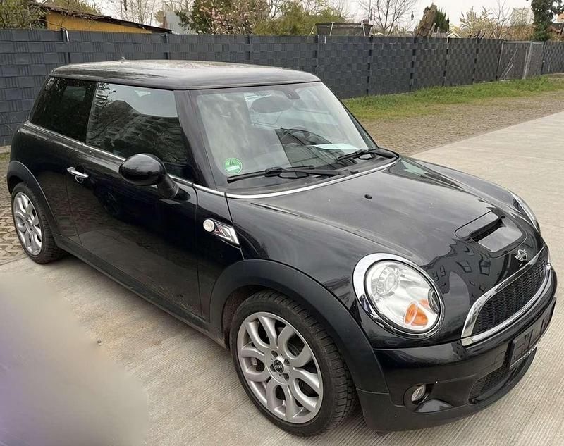 Second-hand Mini Cooper S Chili 174 CP (127 kW) 2010 Negru Hatchback
