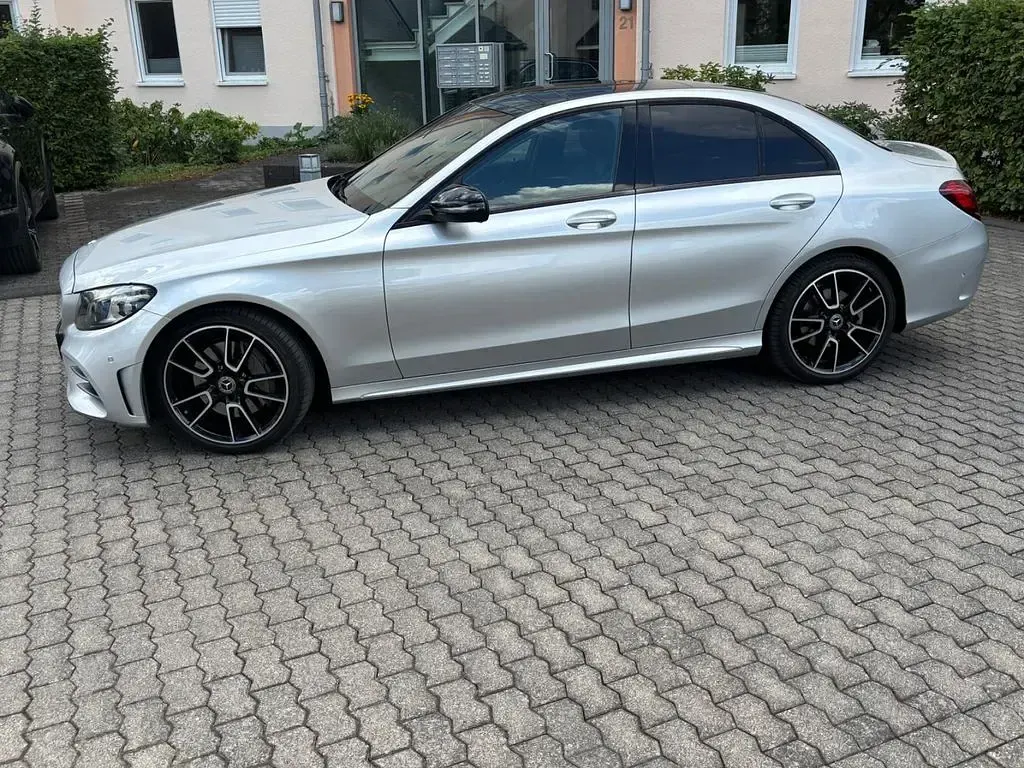 Gebraucht Mercedes C400 AMG line 333 PS (244 kW) 2020 Silber Limousine