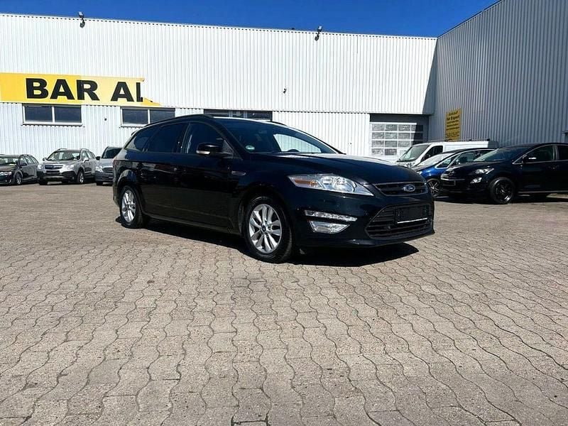 Gebraucht Ford Mondeo Champions Edition 160 PS (117 kW) 2012 Schwarz Kombi