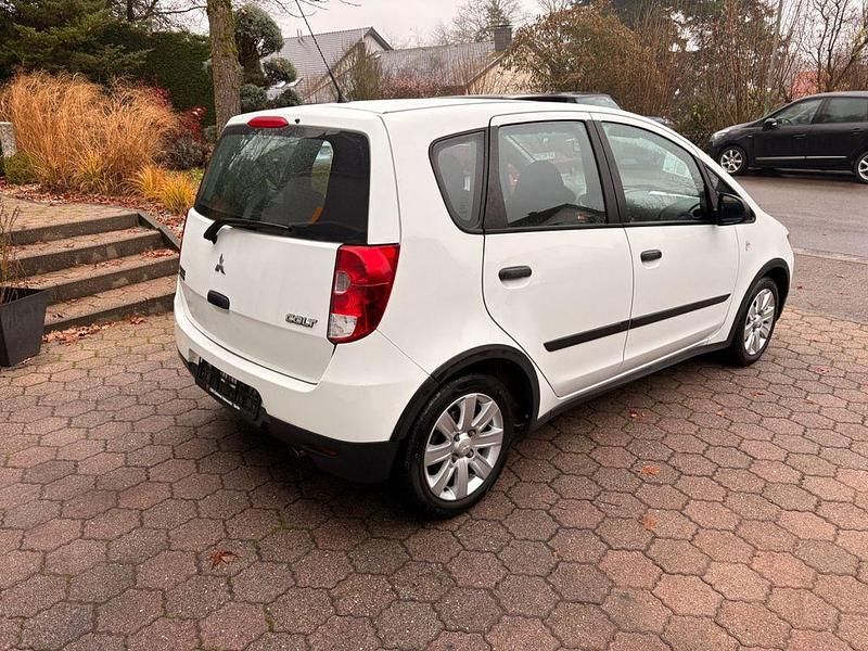 Gebraucht Mitsubishi Colt Edition 95 PS (69 kW) 2011 Weiß Limousine