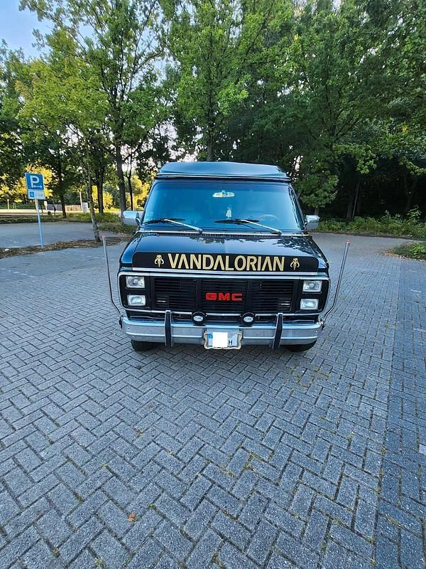 Grün Gebraucht 1991 GMC Vandura Van / Kleinbus | 19.500 € - Bild 1/4