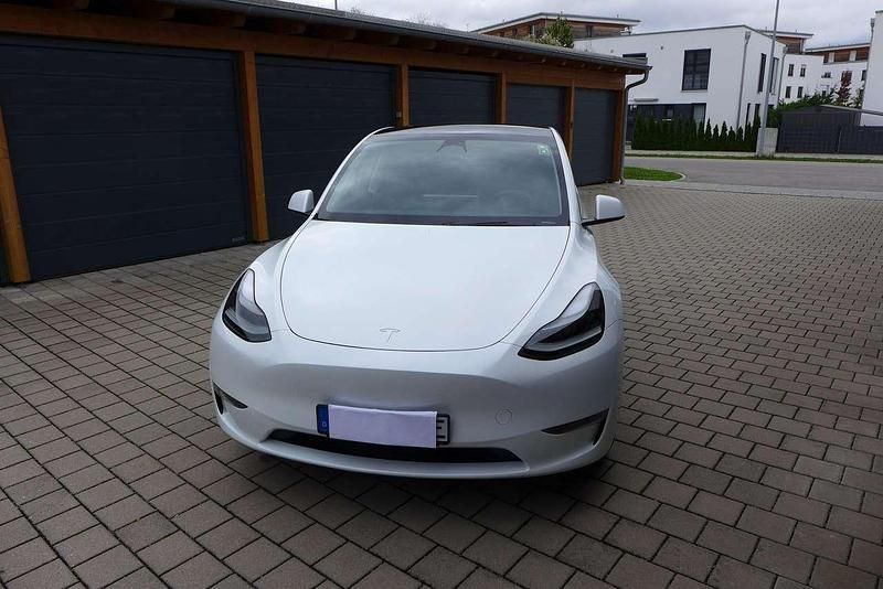 Gebraucht Tesla Model Y 378 kW (514 PS) 2024 Weiß SUV