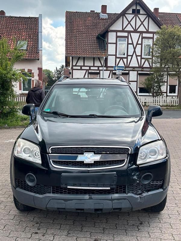 Andere farben Gebraucht 2008 Chevrolet Captiva SUV | 1.800 € (Superpreis) - Bild 1/4
