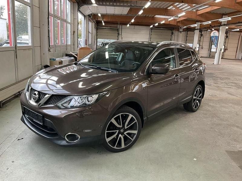 Braun Gebraucht 2017 Nissan Qashqai 360º SUV | 10.300 € (Superpreis) - Bild 1/4
