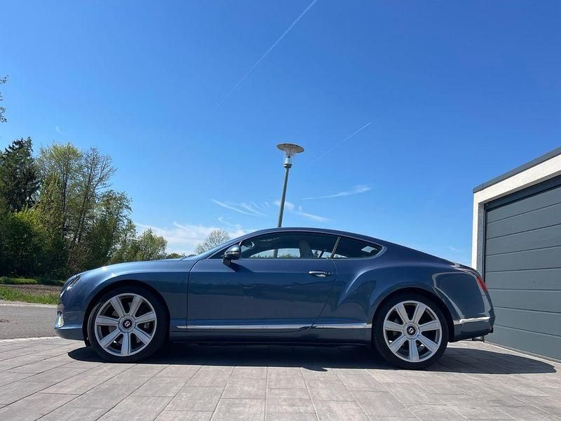 Blau Gebraucht 2012 Bentley Continental GT | 79.500 € - Bild 1/4