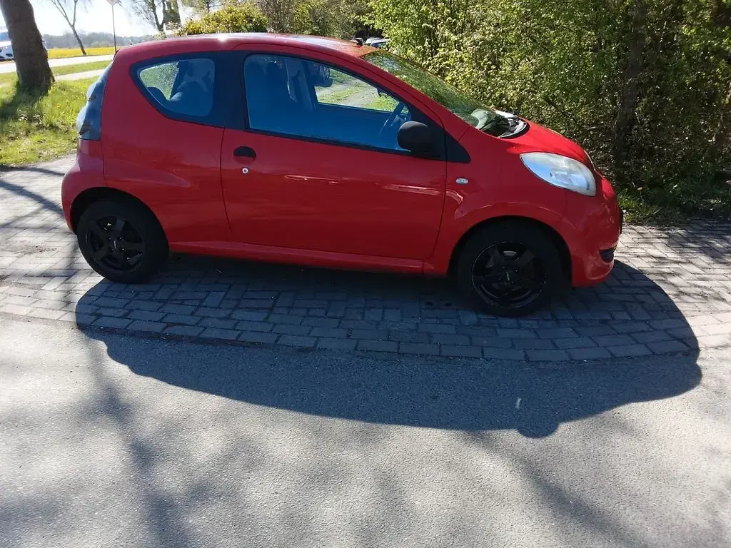 Gebraucht Citroën C1 Style 68 PS (50 kW) 2009 Rot Kleinwagen