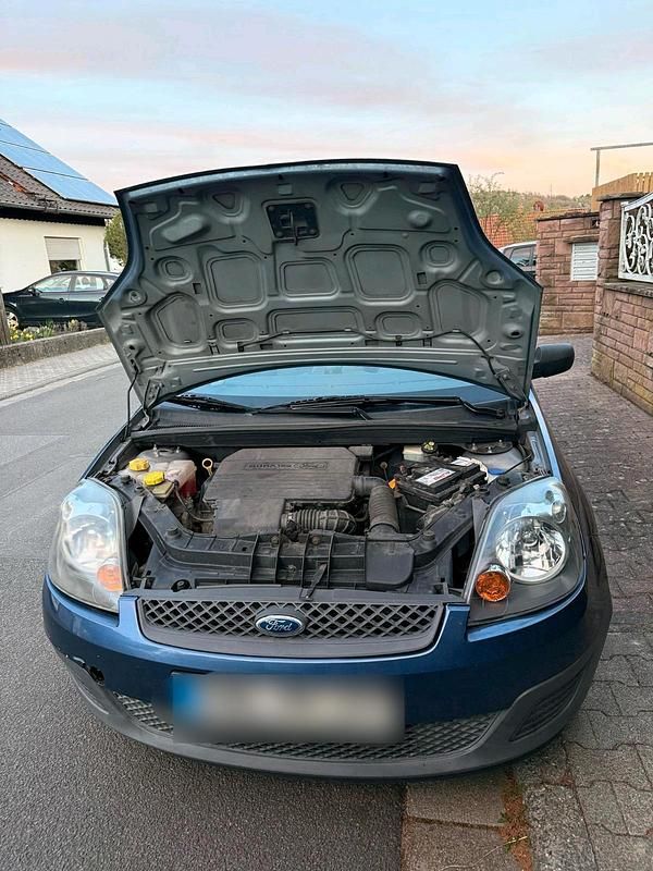 Gebraucht Ford Fiesta 70 PS (51 kW) 2006 Kleinwagen