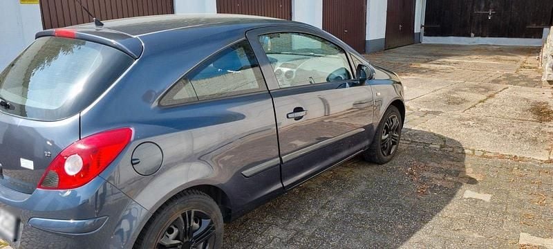 Gebraucht Opel Corsa 80 PS (58 kW) 2008 Grau Kleinwagen