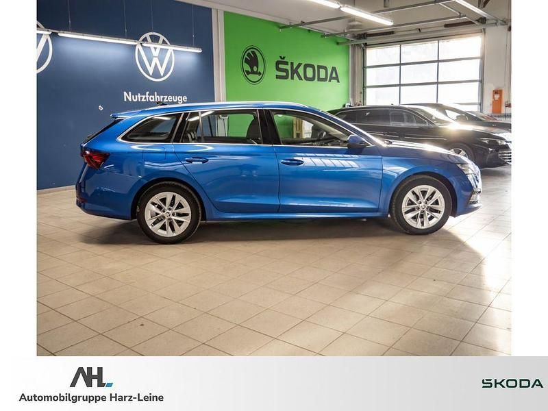 Gebraucht Skoda Octavia Style 150 PS (110 kW) 2023 Blau Kombi