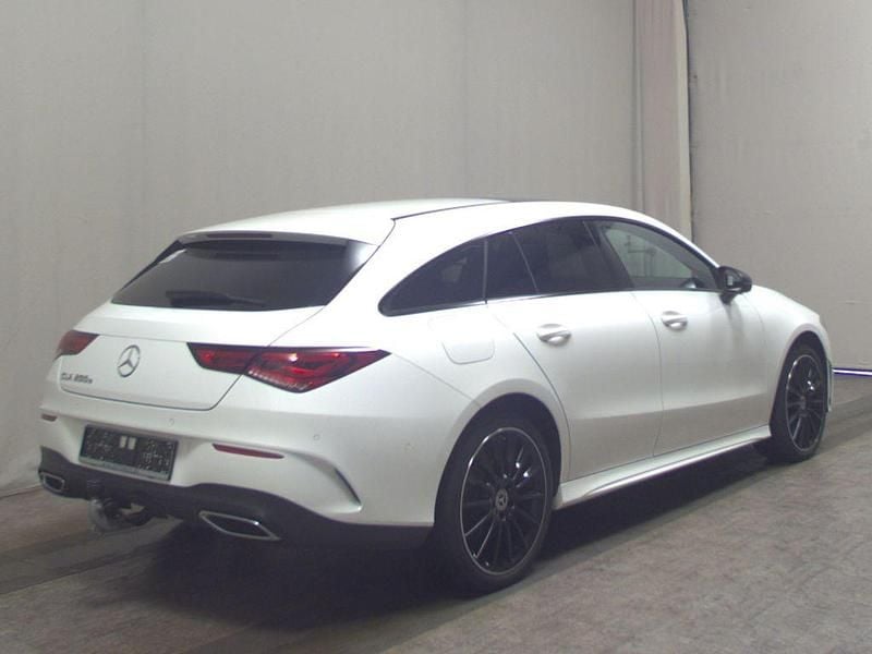 Gebraucht Mercedes CLA250 218 PS (160 kW) 2022 Polarweiss unilack Limousine