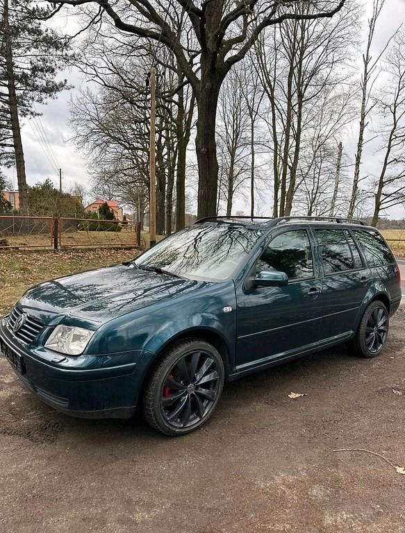 Schwarz Gebraucht 2006 VW Bora Limousine | 3.000 € - Bild 1/1