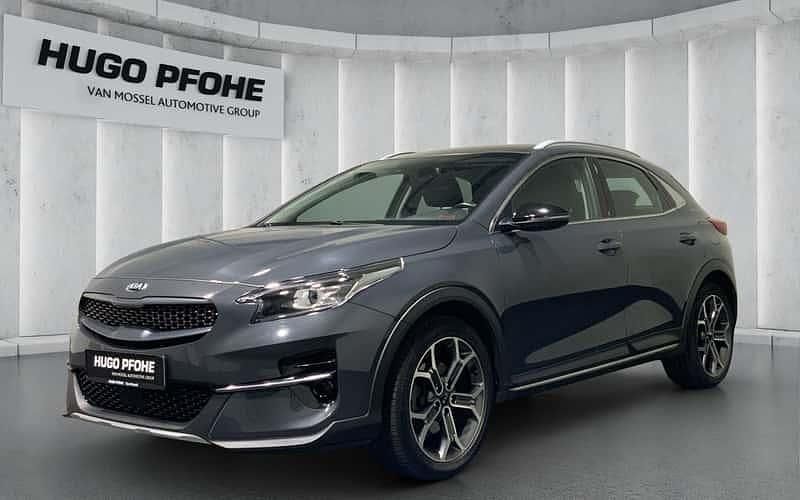 Grau Gebraucht 2020 Kia XCeed Spirit SUV | 17.490 € (Fairer Preis) - Bild 1/4