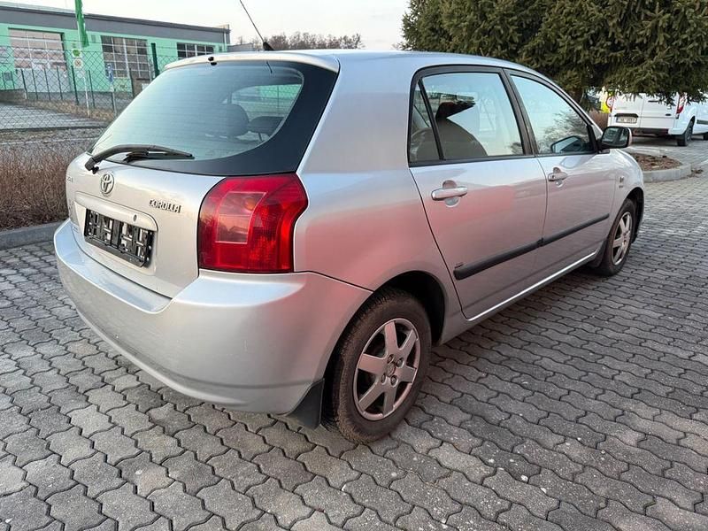 Gebraucht Toyota Corolla 97 PS (71 kW) 2003 Silber Limousine