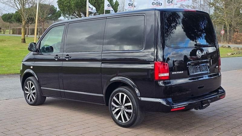 Gebraucht VW Multivan 179 PS (131 kW) 2015 Schwarz Van / Kleinbus