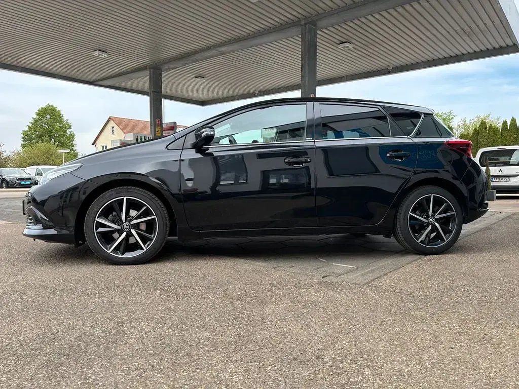 Gebraucht Toyota Auris Edition-S 116 PS (85 kW) 2017 Schwarz Limousine
