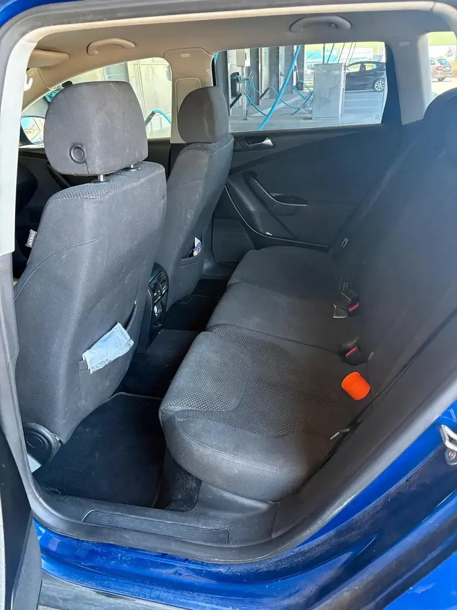 Gebraucht VW Passat 140 PS (102 kW) 2006 Blau Kombi