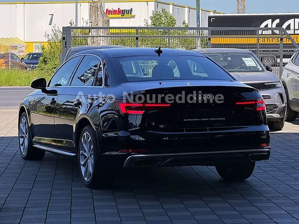 Gebraucht Audi A4 S-Line 150 PS (110 kW) 2019 Brillantschwarz Limousine