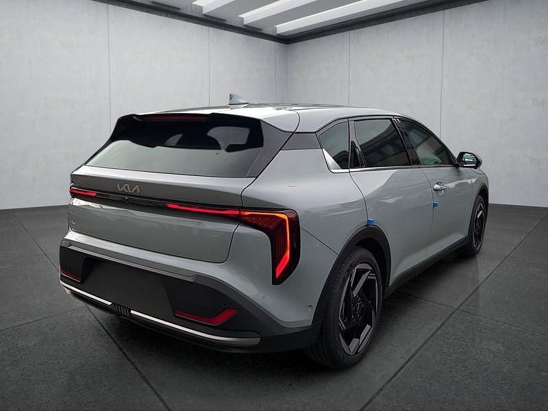 Neu Kia K4 150 PS (110 kW) 2025 Grau Kombi